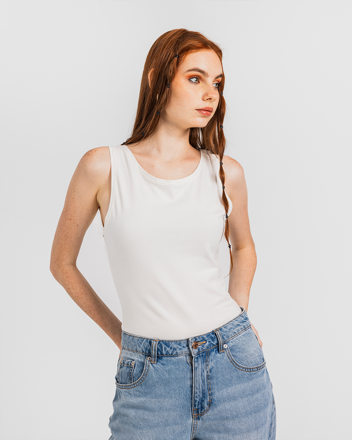 I want a plain wide bra